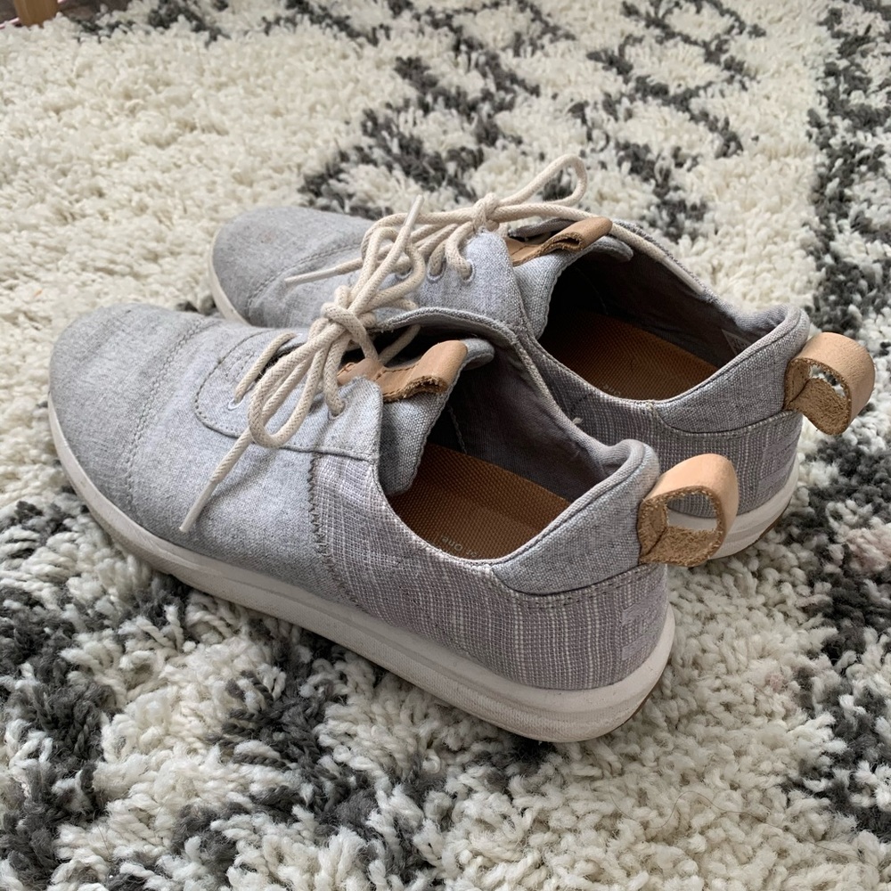 Toms Sneakers